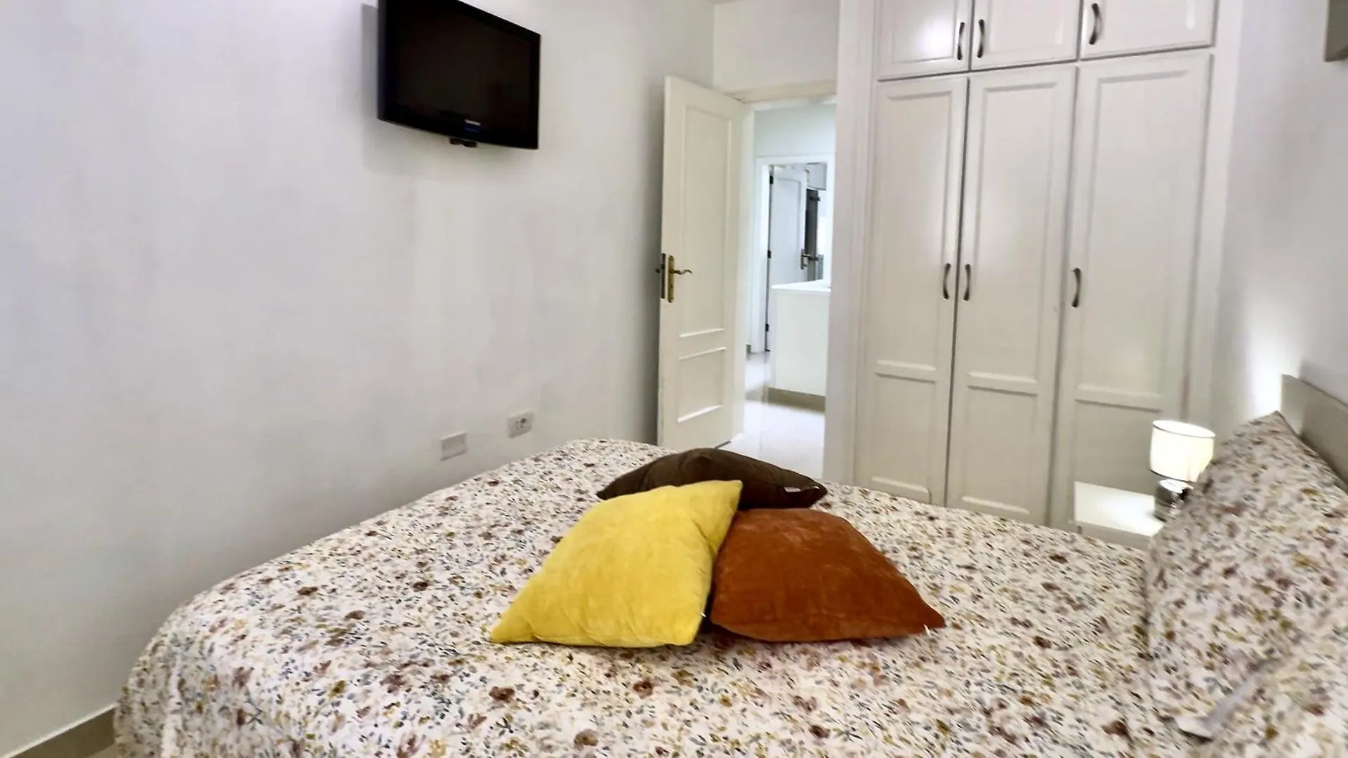 Holiday home Lovely Villa Magnolia With Pool, Bbq And Wifi In Tenerife South Las Rosas